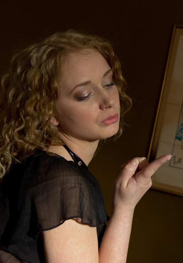 Маня, 22 года, 0 размер груди